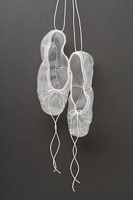 the art room plant: Linda Hutchins White Ballet Slippers, 달력 디자인, Textile Sculpture, 카드 디자인, Pointe Shoes, Ballet Slippers, Soft Sculpture, 가을 패션, Textile Art