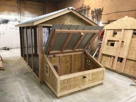 Duck Coops | Carolina Coops Duck House Ideas Diy, Easy Diy Duck House, Easy Duck Coop, Duck Coop Ideas Diy, Diy Duck Coop, Duck Coop Plans, Duck House Ideas, Duck Coop Ideas, Duck Raising