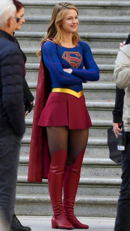 Supergirl Halloween, Superwoman Costume, Supergirl Outfit, Supergirl Costume, Supergirl Superman, Supergirl Tv, Kara Danvers Supergirl, Melissa Supergirl, Supergirl Cosplay