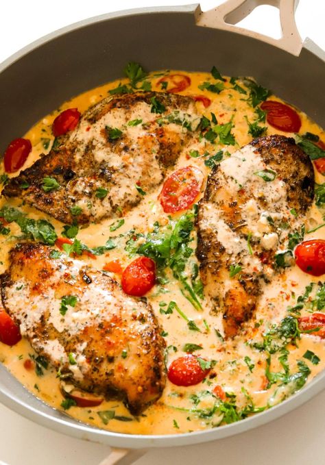 » Creamy Tuscan Chicken Slow Cooker Tuscan Chicken, Creamy Tuscan Chicken Recipe, Creamy Tuscan Chicken, Tuscan Chicken Pasta, Tuscan Chicken, Crockpot Recipes Beef, Healthy Crockpot Recipes, Marinated Chicken, Creamy Chicken