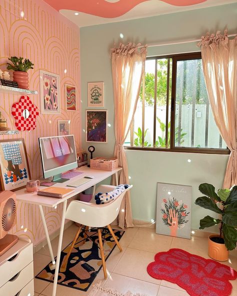 Room Inspiration Led Lights, Cozy Bedroom Office, Room Inspiration Pink, Office Aesthetic, Contemporary Living Room Design, Cool Dorm Rooms, Dorm Room Ideas, Dream Apartment Decor, Study Room Decor