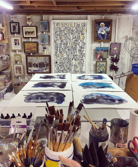 Basement Art Studio, Home Art Studios, Basement Art, Dream Art Studio, Art Studio Inspiration, Home Art Studio, Studio At Home, Art Studio Space, Art Studio Organization