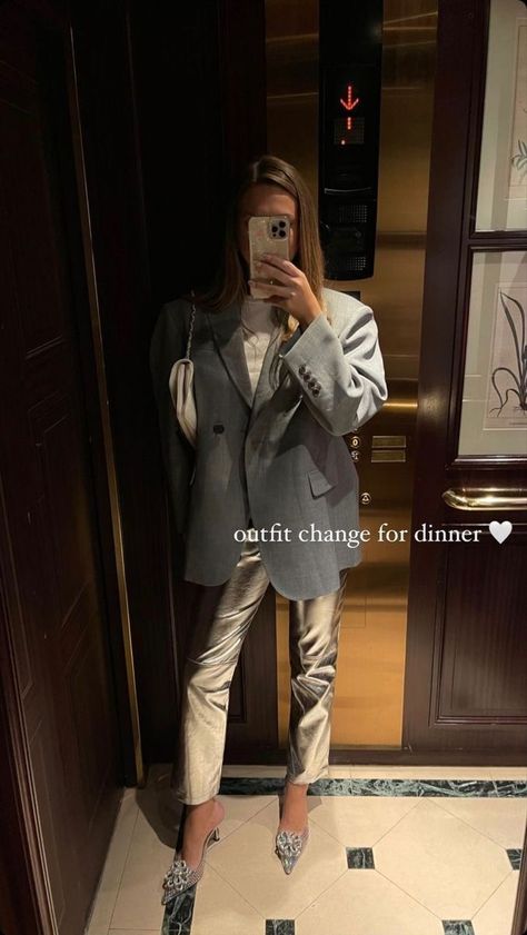 Stile Kylie Jenner, Silver Pants, Metallic Pants, A Beautiful Life, Pants Outfits, Cooler Look, Mode Inspo, Looks Chic, Beautiful Life