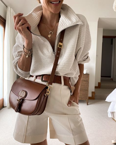 Gucci Bag Outfit, Dior Bobby Bag, Bobby Bag, Crossbody Bag Outfit, Karina Style, Look Boho Chic, Bag Outfit, Handbag Outfit, Brown Outfit