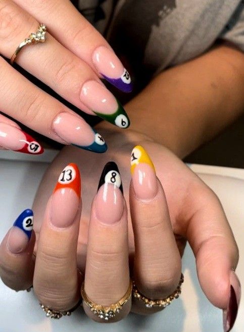 Hot Almond Nails, Card Themed Nails, Maxamilist Nails, Nails Cool Design, Retro Nail Art Vintage, Cool Nails Acrylic, Tv Girl Nails, Domino Nails, Street Style Nails