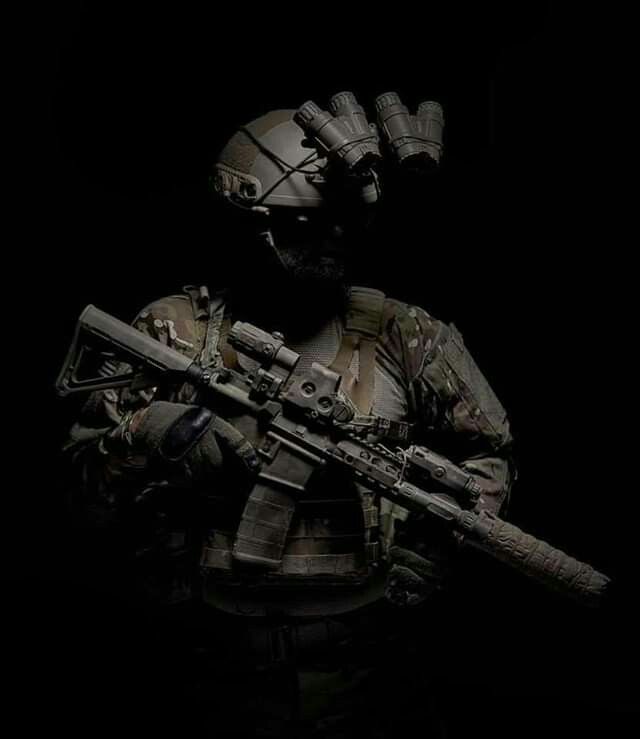 Devgru Wallpaper, Navy Seal Wallpaper, Sas Special Forces, Soldiers Military, Special Forces Army, Ghost Soldiers, Special Forces Gear, Military Photography, Military Aesthetic