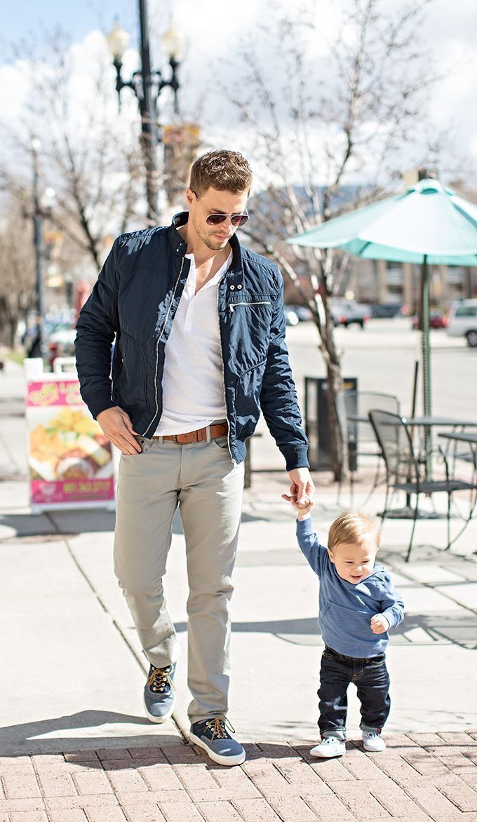 Dad Outfits, Dad Style, Dad Fashion, Classy Style, Family Photo Outfits, Fashion Mens, Outfits Casual, Outfit Casual, Father And Son