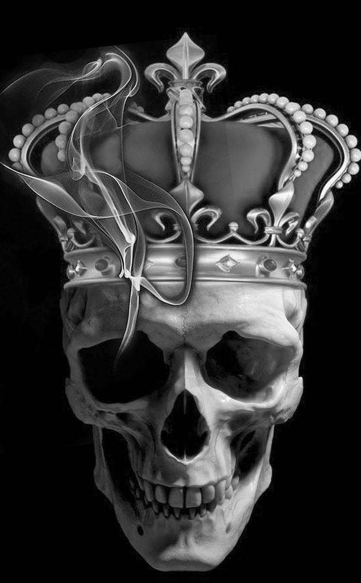 a skull with a crown on it's head