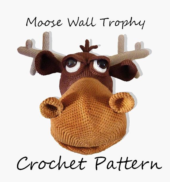 a knitted moose head with antlers on it and the words moose wall trophy crochet pattern