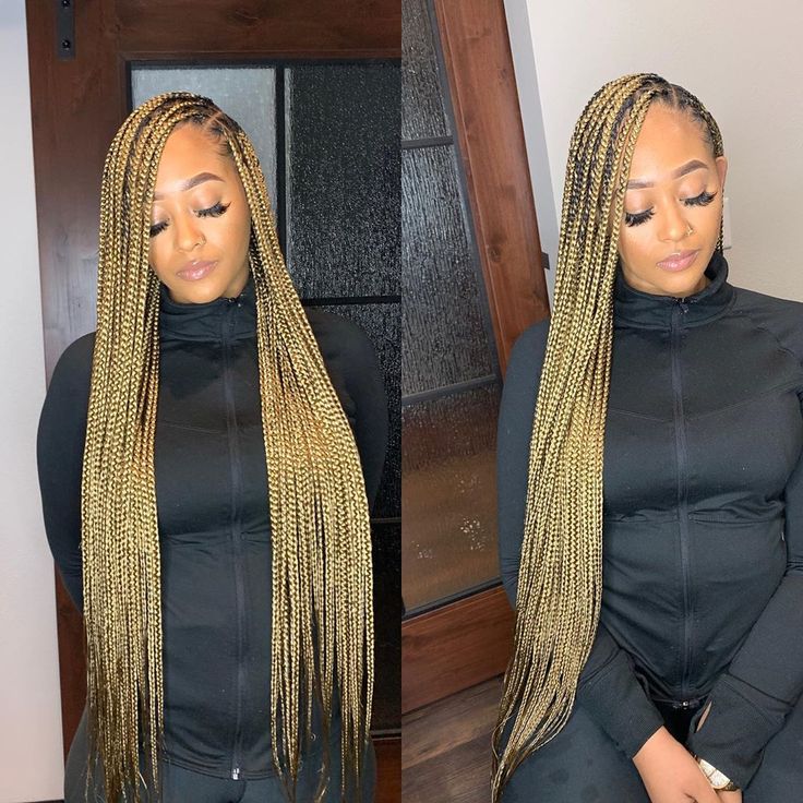 HOUSTON BRAIDER on Instagram: “🤩This color is everything! 🤩 613/27 mix. I still have this hair on hand, if you want this look book your size of choice and let me know you…” 613 Braids Black Women, Color 27 Braids, Knotless Singles, 27 Braids, Blue Braids, Braid Game, Braid Extensions, Brooklyn Girl, Braids Styling