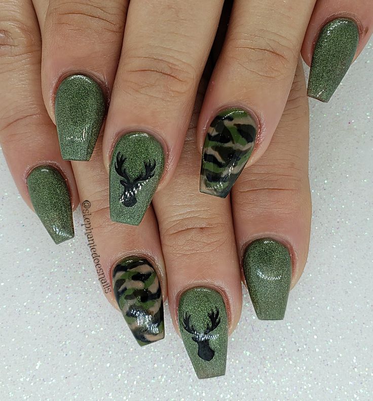 Nails For Hunting Season, Camo Nail Ideas, Camoflauge Nail Designs, Hunting Nail Art, Deer Nail Designs Hunting Season, Country Gel Nails, Deer Hunting Nails, Deer Hunting Nail Designs, Hunting Nail Ideas