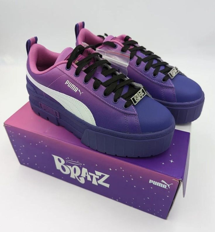 Bratz x Puma Mayze Platform Sneaker- Prism Violet - Kids Size 6.5c - Women Sz 8. Girly Shoes Sneakers, Platform Puma Sneakers, Puma Kids Shoes, Puma Shoes Women, Womens Puma, Royal Beauty, Sneakers Puma, Puma Platform, Girly Shoes