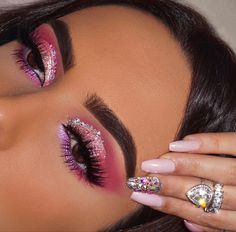 Glam Barbie Makeup, Karol G Makeup Looks Concert Pink, Hot Pink Eyeshadow Looks With Glitter, Pink Chunky Glitter Eye Makeup, Pink And Silver Eyeshadow Looks, Pink Eye Makeup With Rhinestones, Pink Glitter Glam Makeup, Makeup Looks With Diamonds, Pink Makeup With Gems