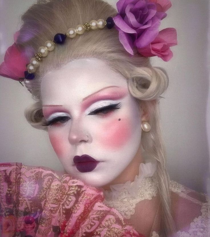 Blonde Natural, Wig Blonde, Blonde Wigs, Drag Makeup, Halloween Makeup Inspiration, Character Makeup, Swag Makeup, Queen Makeup, Alternative Makeup