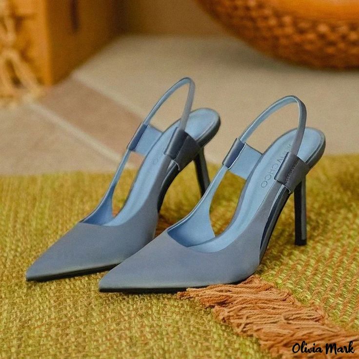 Olivia Mark - Chic Sandals for Leisurely Wear Ladies Shoes 2022, Low High Heels, Elegant Pumps, Elegant Sandals, Elegant Heels, High Heel Mules, Chic Sandals, Heeled Mules Sandals, Elegant Shoes