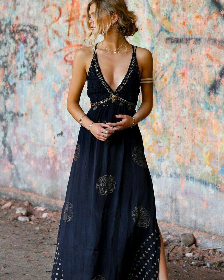 Stile Hippie Chic, Boho Formal, Looks Hippie, Look Hippie Chic, Dresses Casual Boho, Black Bohemian, Look Boho Chic, Boho Chique, Estilo Hippy