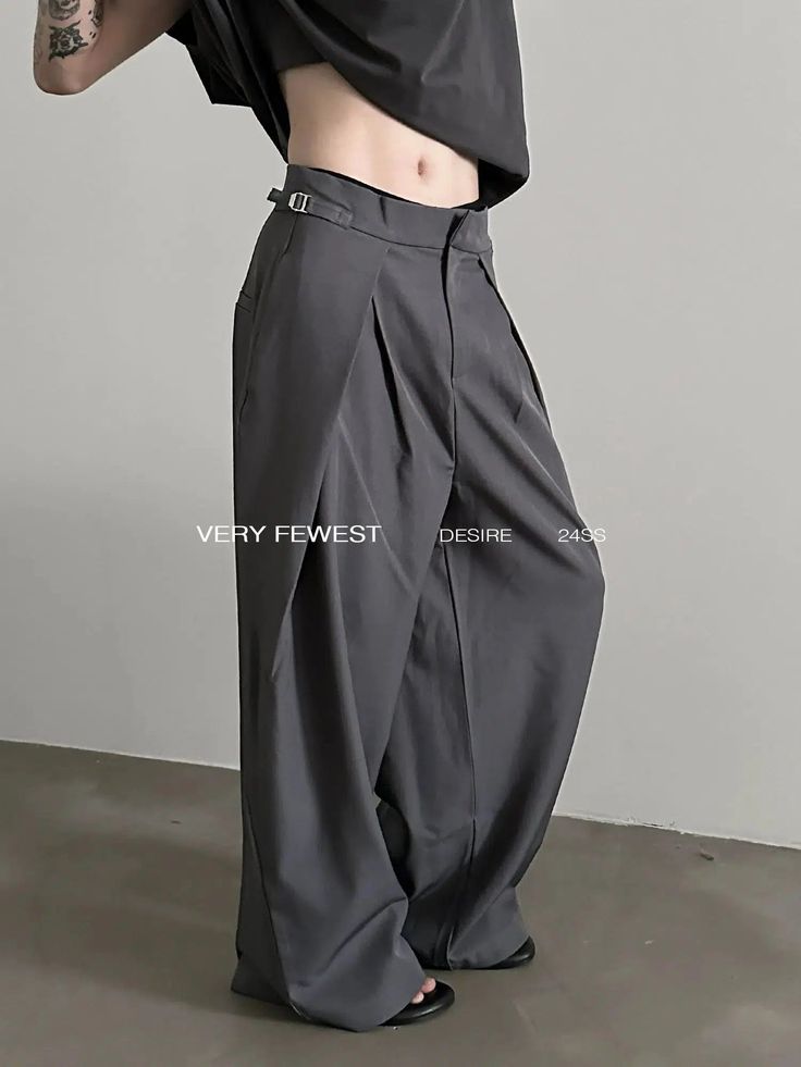 Model Info



Height
Weight
Try on size


170 cm / 5'7"
47 kg / 104 lbs
S




Product Information

Loose Fit

Wash deep and light colors separately, gently machine wash, do not soak
Composition: 96% polyester, 4% spandex








Size
Waist (cm/in)
Length (cm/in)
Foot (cm/in)


S
72 / 28.3
102 / 40.2
63 / 24.8


M
76 / 29.9
104 / 40.9
65 / 25.6


L
80 / 31.5
106 / 41.7
67 / 26.4


XL
84 / 33.1
108 / 42.5
69 / 27.2



“Please note that due to manual measurement, there may be a 1-3 cm deviation, kindly take note.” Short Vest, Winter Outfits Men, New Pant, Men Model, Suit Vest, Slim Fit Shorts, Pleated Pants, Sweaters Knitwear, Height And Weight