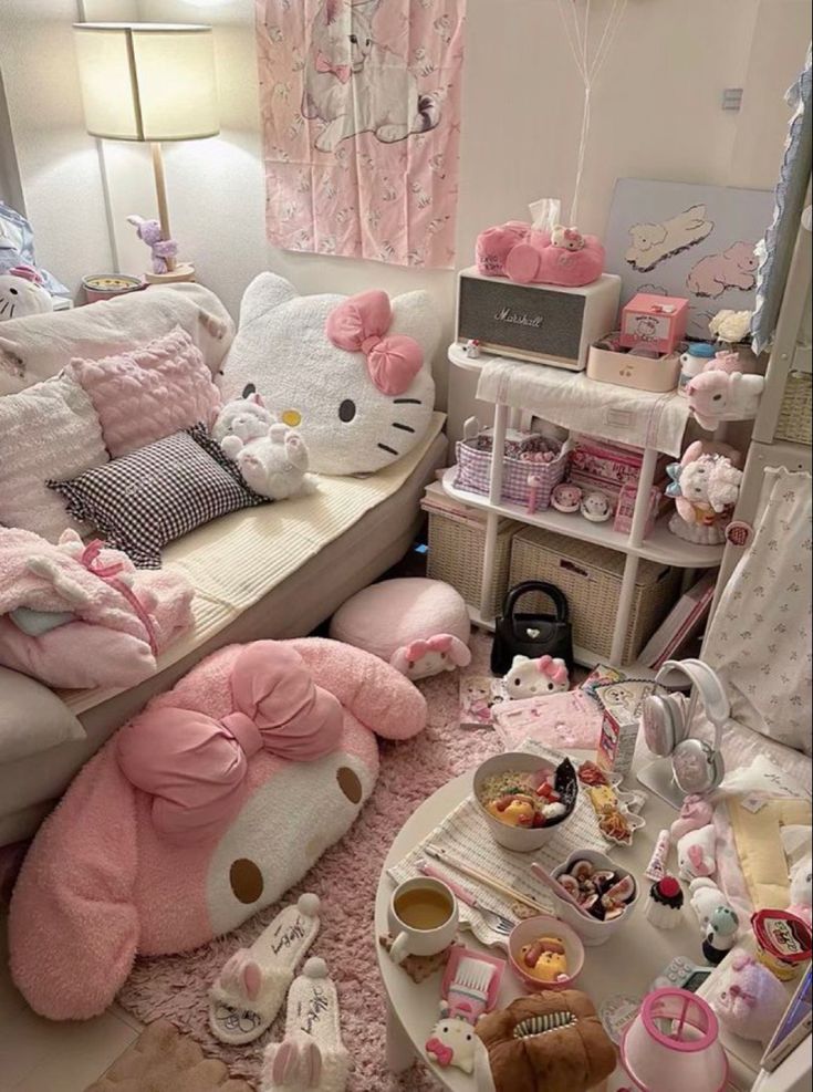 Sanrio my melody themed room Sanrio Bedroom, Sanrio Room, Hello Kitty Room Decor, Hello Kitty Bedroom, Kawaii Bedroom, Hello Kitty Rooms, Pink Room Decor, Cute Bedroom Ideas, Girly Room