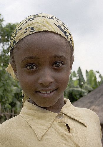 SIDAMA PEOPLE: ETHIOPIA`S KUSHITIC EXPERT COFFEE GROWERS Horn Of Africa, The Horn, African People, We Are The World, People Living, Africa Fashion, East Africa, Street Photo, Ethiopia