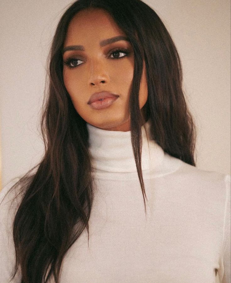 Jasmine Tookes Face, Jas Tookes Style, Jasmine Tookes Makeup, Jasmine Tookes Aesthetic, Jas Tookes, Lion Tattoo For Women, Jasmine Tookes Style, Jasmin Tookes, Dreamland Billionaires