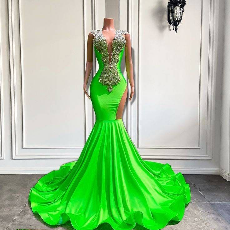 Lime Green Prom Dresses, Pageant Dresses For Women, Modest Prom Gowns, Mermaid Style Prom Dresses, Fairy Prom Dress, Prom Dresses 2023, Sparkly Prom Dresses, Gorgeous Prom Dresses, Green Prom