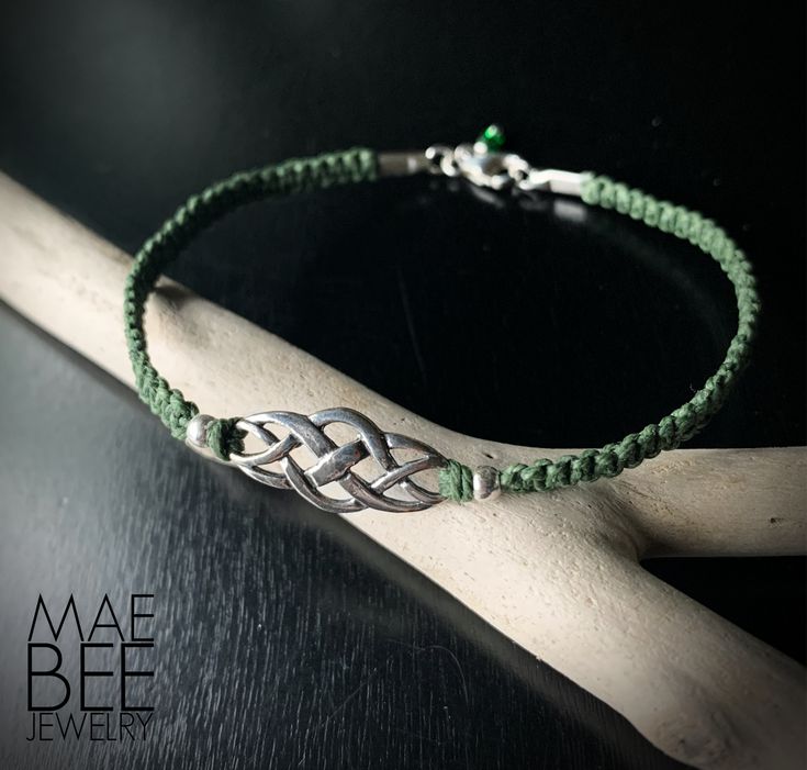 Sterling silver and Irish waxed linen Celtic Knot bracelet from JewelryByMaeBee on #Etsy. www.jewelrybymaebee.etsy.com Double Knot, Celtic Bracelet Pattern, Macrame Irish Knot, Bracelets Celtic, Irish Mens Jewelry, Traditional Irish Jewelry, Irish Jewelry Celtic Designs, Irish Jewelry Necklaces, Celtic Fashion