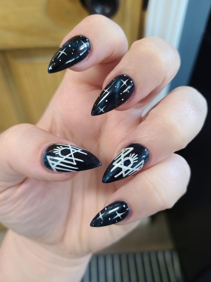 Concert Nails, Acrylic Nails Stiletto, Witchy Nails, Sleep Token, Punk Nails, Gothic Nails, Claw Nails, Goth Nails, Cute Nail Art Designs