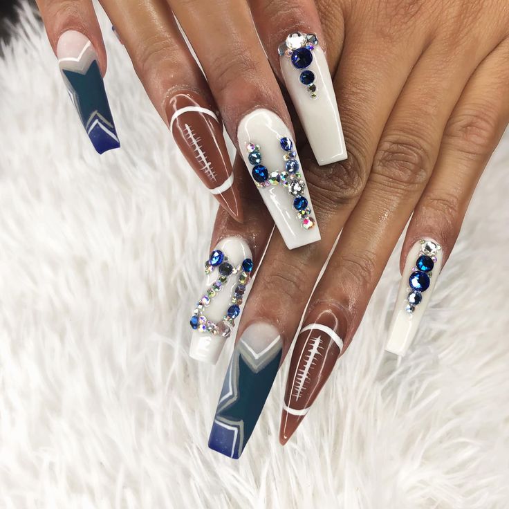 Dallas Cowboy Nails, Dallas Cowboys Nail Designs, Cowboys Nails, Dallas Cowboys Nails, Nfl Nails, Dolphin Nails, Football Nail Designs, Football Nail Art, Cowboy Nails