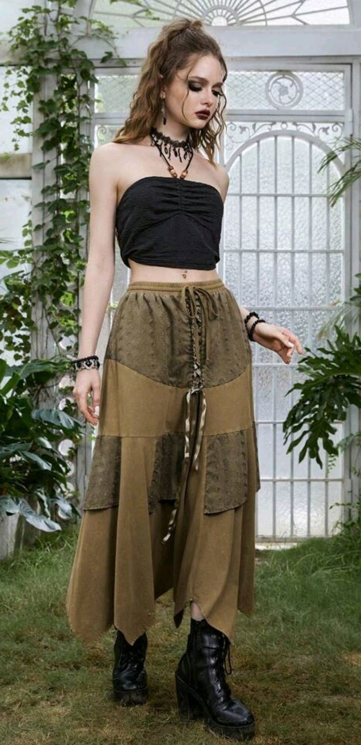 Solar Punk Fashion Aesthetic, Rule Of 7 Outfits, Earth Witch Aesthetic Outfit, Solar Punk Aesthetic Fashion, Forest Girl Outfit, Forest Punk Aesthetic, Solarpunk Outfit, Long Sundress Outfit, Solar Punk Fashion