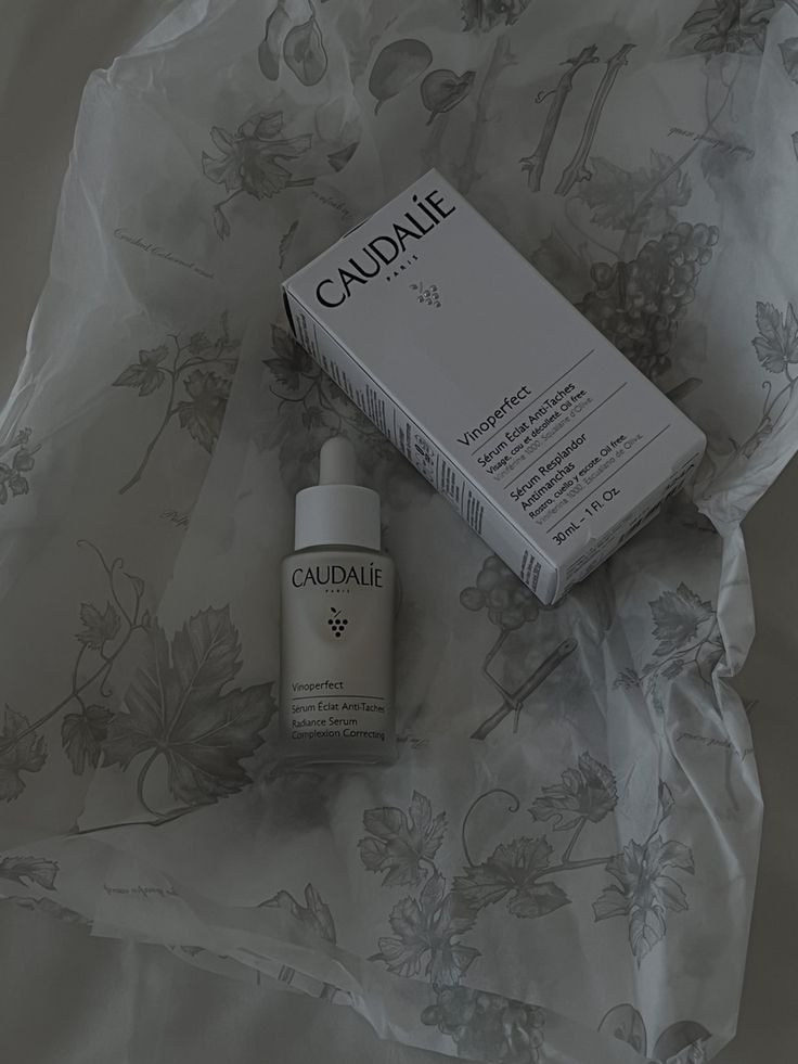 Caudalie Skincare Aesthetic, Caudalie Aesthetic, Caudalie Serum, Caudalie Skincare, Taurus Rising, Aesthetic Pleasing, Serum Skincare, Skincare Aesthetic, Christmas 2023