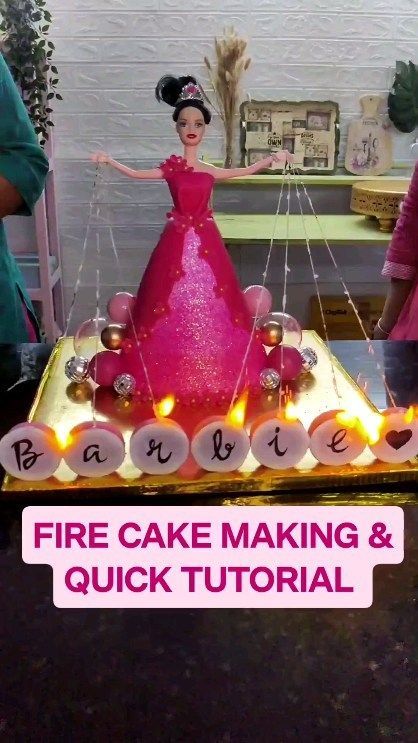 there is a cake made to look like a barbie doll