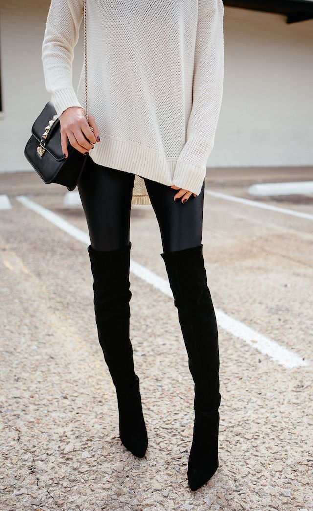 Are you still on the hunt for your must have Christmas gift? A pair of these over the knee boots might be a good idea to put on your Christmas list – if you can wait that long. This time of year is my absolute favorite for fashion! You get to be warm and cozy,Continue Reading... Stil Rock, Over The Knee Boot Outfit, Bota Over, Knee Boots Outfit, Look Legging, High Boots Outfit, Pants Outfits, Legging Outfits, Wardrobe Inspiration