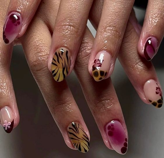 Fun Nails September, Short Cute Manicure, Fun Tortoise Nails, Gel X Natural Nail Designs, Leopard Print Halloween Nails, Cute Fall Nails Short Acrylic, Turkey Design Nails, Gel Manicure Inspo Short, Turkey Nail Art Designs