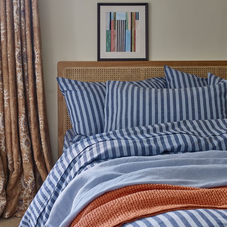 Striped Linen Bedding King Bed Quilt Patterns, Striped Duvet Cover Bedrooms, Navy Bed Styling, Bold Blue Bedroom, Mismatched Pillows Bed, Striped Blue Bedding, Striped Sheets Bedding, Blue Striped Duvet Cover, Blue Bedding Bedroom Ideas