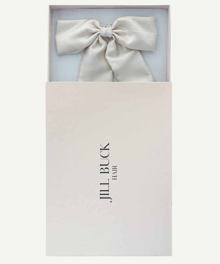 Presenting our Most Sought-After Bow: "Be Love" Collection Immerse yourself in luxury with our most sought-after bow, meticulously crafted from 100% mulberry silk. Designed to transition seamlessly from day to night, this delicate single bow radiates an essence of love, making it the perfect complement for any hair type. With a unique single tie feature, it allows for versatile styling, effortlessly adapting to your preferred look. Whether you're gifting to friends and family or adorning yoursel Be Love, Silk Bow, We Are Love, Curated Design, Day To Night, To Night, Spread Love, Love And Light, Mulberry Silk