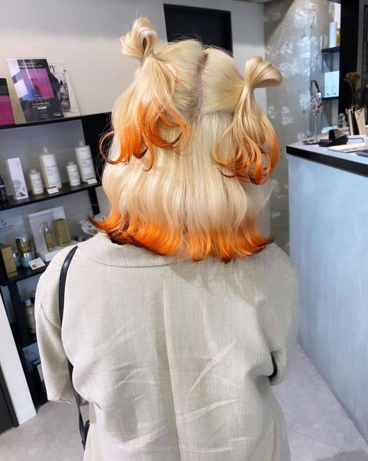 Colorful Hair Tips, Colorful Tips Hair, Colorful Blonde Hair, Hair Tips Colored, Fox Hair Color Tips, Blonde Hair Colored Tips, Fox Dyed Hair Ends, Fox Tips Hair Dye, Tip Hair Dye