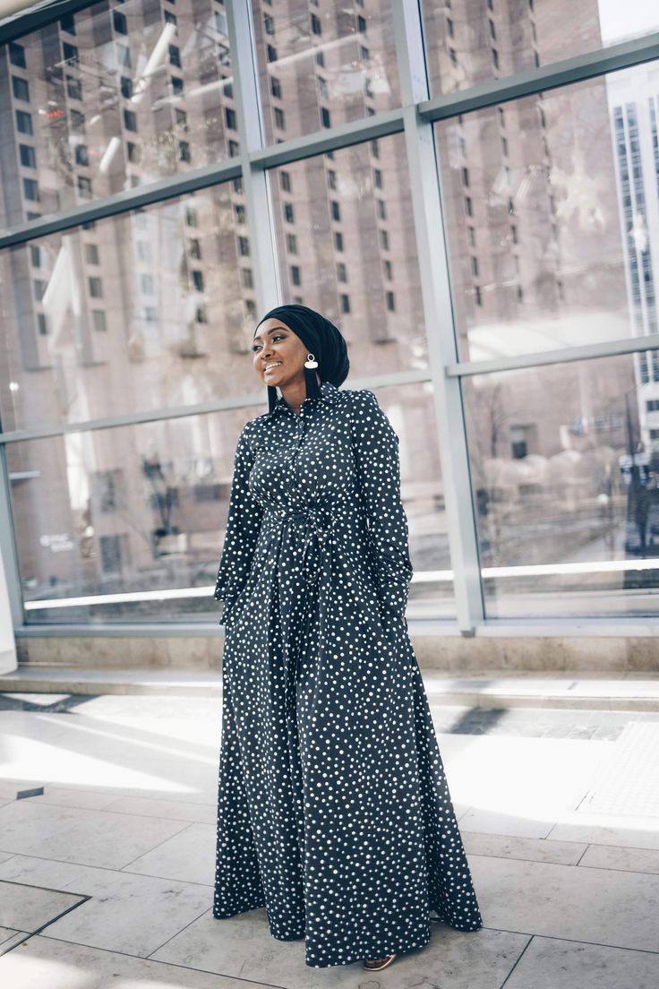 insta @talesandturbans - bare moments photography Inspo Looks, Modest Dresses Fashion, Fashion Rules, Dress Up Jeans, Eid Outfit, Modern Womens Fashion, Moments Photography, Modesty Outfits, Fancy Dresses Long