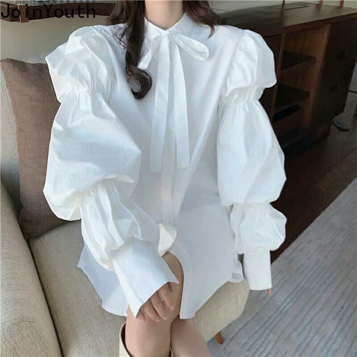 Korean Blouse, Female Tops, Fashion Top Outfits, Dress Korean, White Shirts Women, Woman Suit Fashion, Black And White Shirt, Chic Blouses, Fashionista Clothes