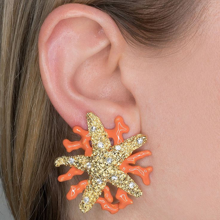 Product Description: These sea stylish earrings will have you dreaming of beaches and sand. A gold and crystal statement starfish is surrounded by coral enamel branches.  As seen in Porter Magazine/ December 2017 Cutest Jewelry, Porter Magazine, Branch Earrings, Formal Jewelry, Vintage Boho Fashion, Stylish Earrings, Coral Earrings, Coral Jewelry, Stylish Earring