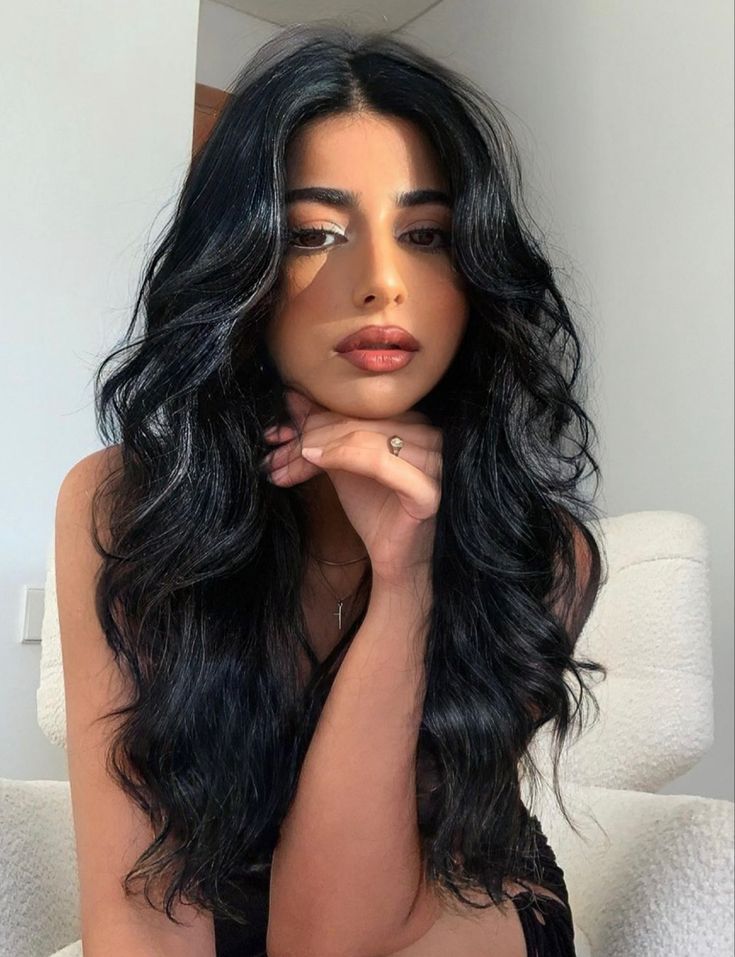 Black Wavy Hair, Black Hair Aesthetic, Jet Black Hair, Black Hair Extensions, Long Black Hair, Long Wavy Hair, Clip In Hair Extensions, Hair Waves, Aesthetic Hair