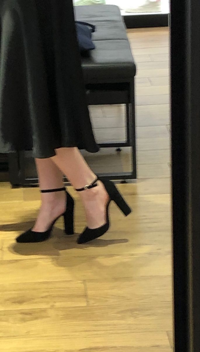 Amara Rossi, Shoes From Amazon, Shoes For Party, Fashion Shoes Heels, Cute Shoes Heels, Shoes Heels Classy, Shoes Outfit Fashion, Heels Classy, Fancy Shoes