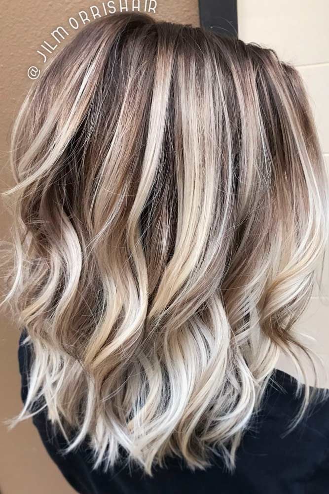 Incredibly Trendy Medium Hair Styles You Need to Know ★ See more: http://lovehairstyles.com/trendy-medium-hair-styles/ Updo Brunette, Ashy Blonde Balayage, Blond Hairstyles, Brunette Medium, Blonde Ombre Balayage, Hair Colour Design, Rambut Brunette, Blond Ombre, Balayage Blond