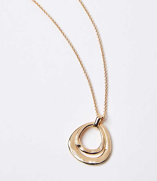 Fresh up tried and true outfits with this artfully modern and impeccably minimalist circle link pendant necklace. Goldtone finish. 30" long.,Imported:Imported Loft Modern Circle Link Pendant Necklace Goldtone Women's by Loft Size Regular - One Size Goldtone Women's Necklaces, Jewelry Modern Large Pendant Necklace For Everyday, Minimalist Gold-plated Jewelry With Large Pendant, Minimalist Gold-plated Large Pendant Jewelry, Modern Gold Open Circle Necklace, Luxury Modern Open Circle Necklace, Loft Store, Loft Modern, Necklaces Jewelry, Long Pendant Necklace