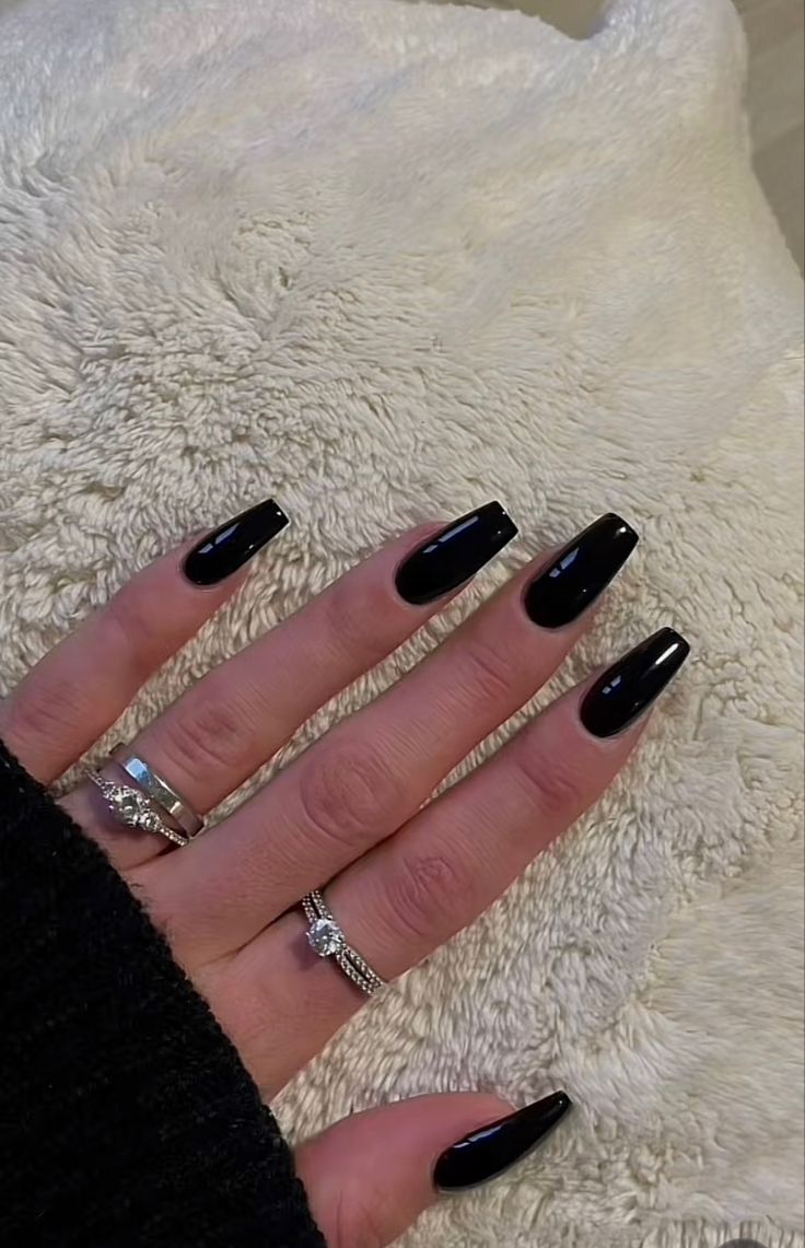 Coffin Nails Plain Color, Simple Acrylic Nails Solid, Black Acrylic Nails Ballerina, Black Rectangle Nails, All Black Coffin Acrylic Nails, Coffin Shaped Black Nails, Nail Designs Coffin Black, Black Coffin Shaped Nails, Plain Nails Coffin