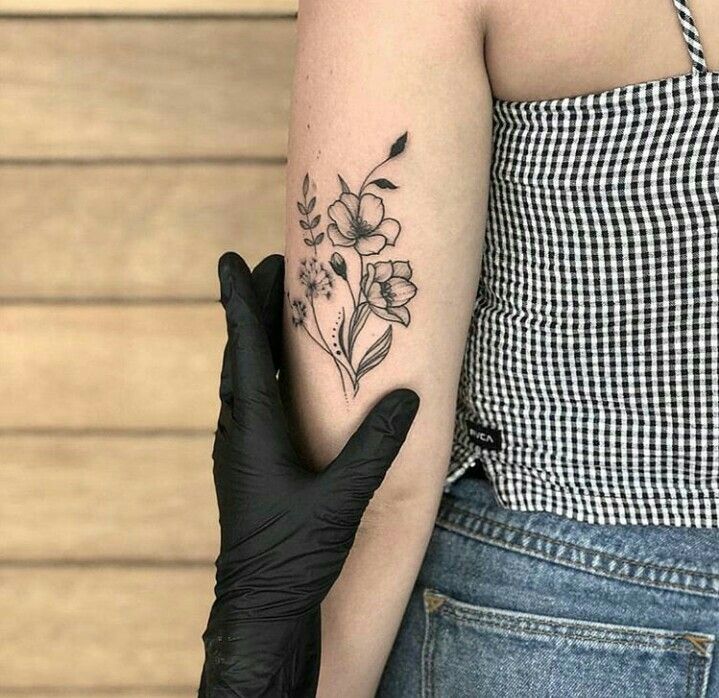 Poppy Flower Tattoo, Poppies Tattoo, Flower Tattoos, Piercing Tattoo ...