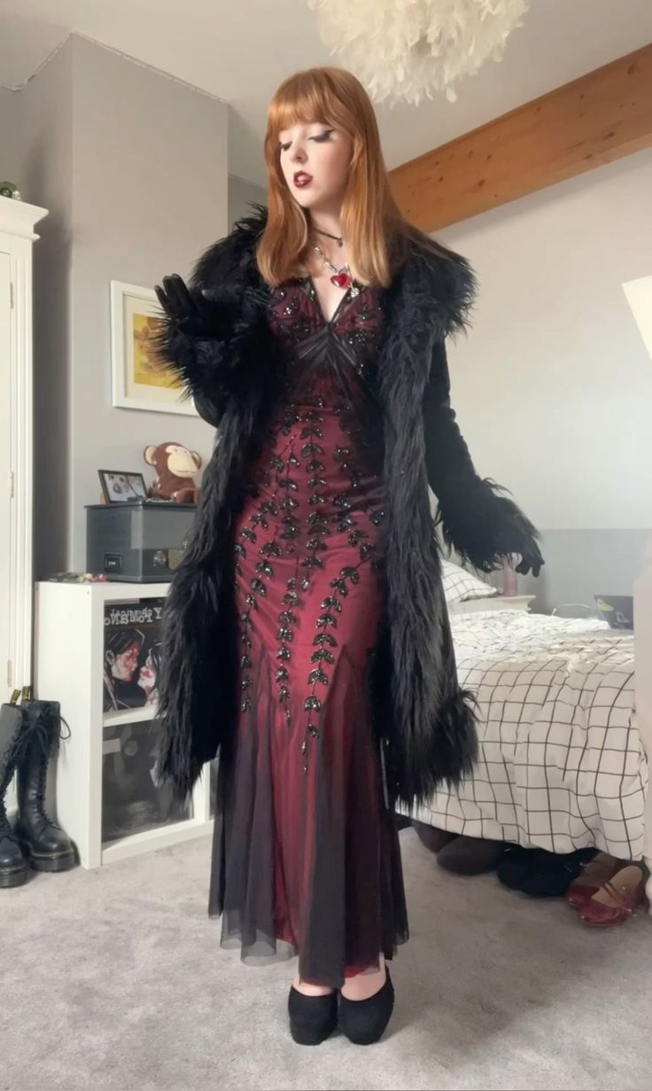 Vampire Outfit Plus Size, Lilith In Aries Outfit, Funky Goth Outfits, Vampire Gothic Fashion, Whimsigoth Runway, Horror Movie Outfit Ideas, Goth Slip Dress, Goth Outfit Moodboard, Vampy Goth Outfit