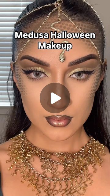 Medusa Eye Makeup, Medusa Makeup Halloween, Medusa Costume Makeup, Medusa Makeup Ideas, Halloween Zombie Makeup, Halloween Makeup Diy Tutorial, Halloween Diy Outfit, Medusa Halloween Costume, Medusa Makeup