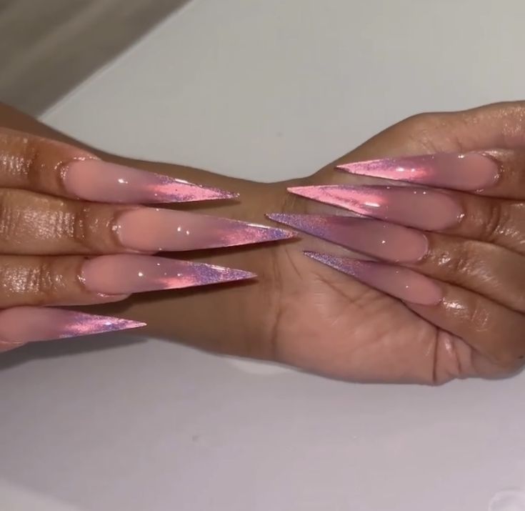 Pink Stiletto Nails, Stilleto Nails Designs, Glow Nails, Dope Nail Designs, Exotic Nails, Nails Glitter, Long Square Acrylic Nails, Sparkle Nails, Bling Acrylic Nails