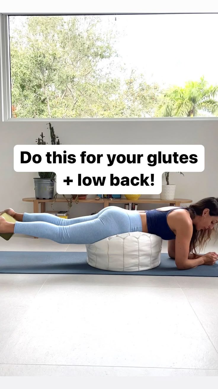 a woman is doing yoga on a mat with the words do this for your glutes + low back