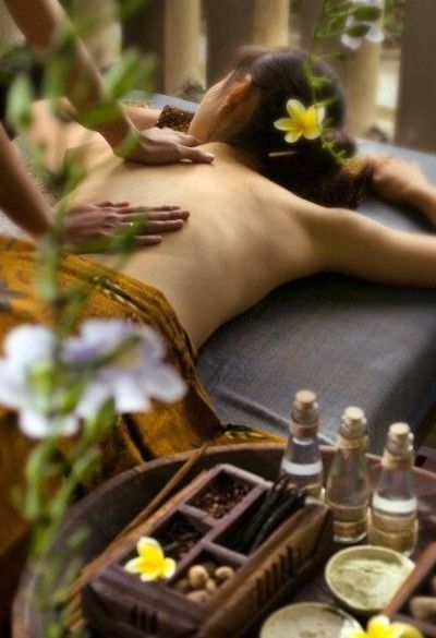 Back Massage, Spa Therapy, Massage Center, Spa Packages, Aromatherapy Massage, Relax Spa, Thai Massage, Best Spa, Hair Treatments